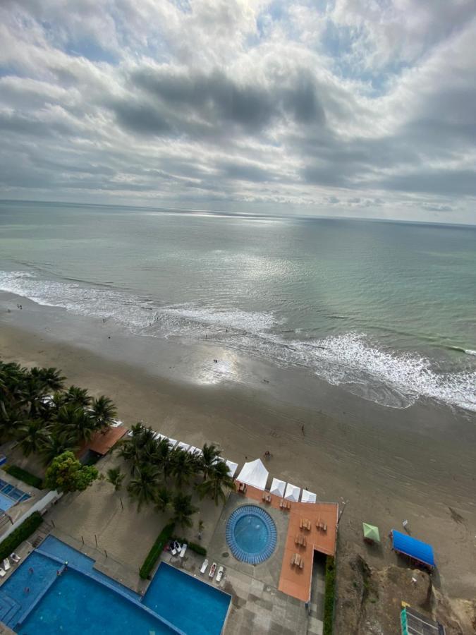 Departamentos Frente Al Mar En Resort Playa Azul-Tonsupa Εξωτερικό φωτογραφία